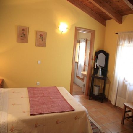 Casa Javier Guest House Rodellar ภายนอก รูปภาพ